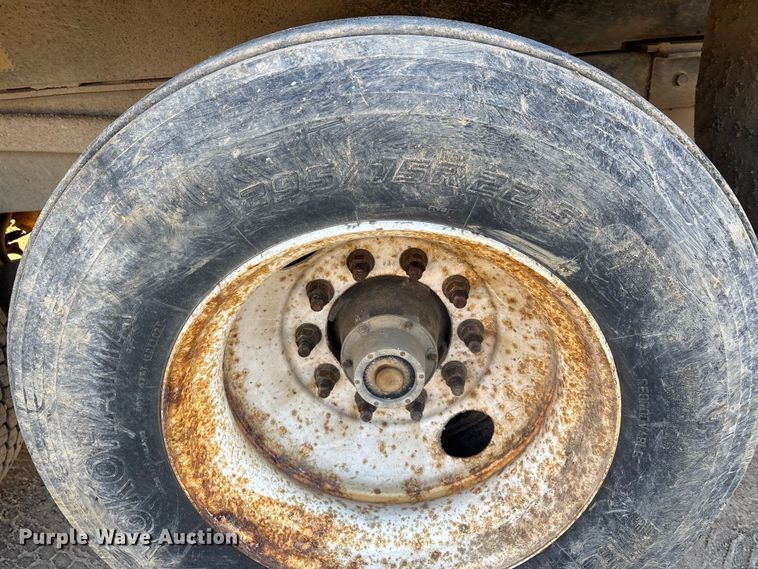 image for item DW7456 1999 Mack CL713 dump truck