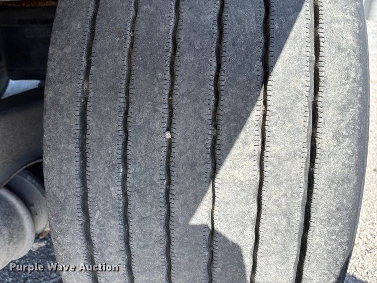 image for item EA4606 2016 Utility VS2RA refrigerated van trailer