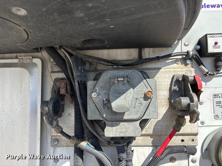 image for item EA4623 2019 Utility VS2RA refrigerated van trailer