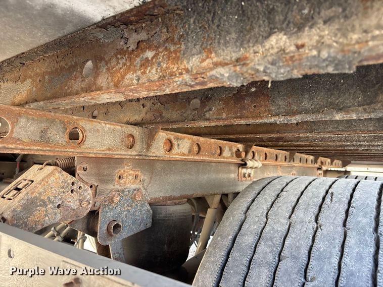 image for item EA4623 2019 Utility VS2RA refrigerated van trailer