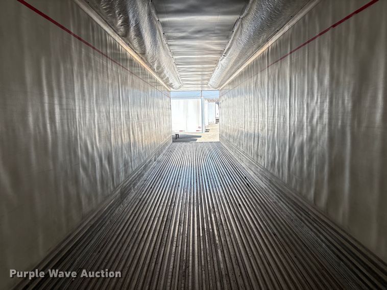 image for item EA4623 2019 Utility VS2RA refrigerated van trailer