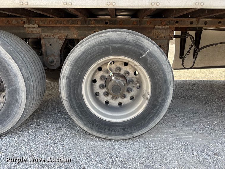image for item EA4623 2019 Utility VS2RA refrigerated van trailer