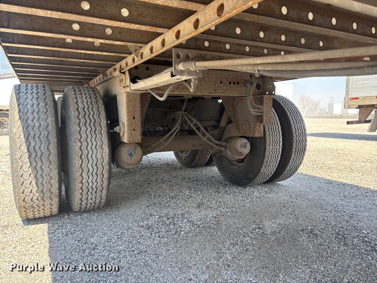 image for item EA4636 2013 Vanguard 1RBB5305 refrigerated van trailer