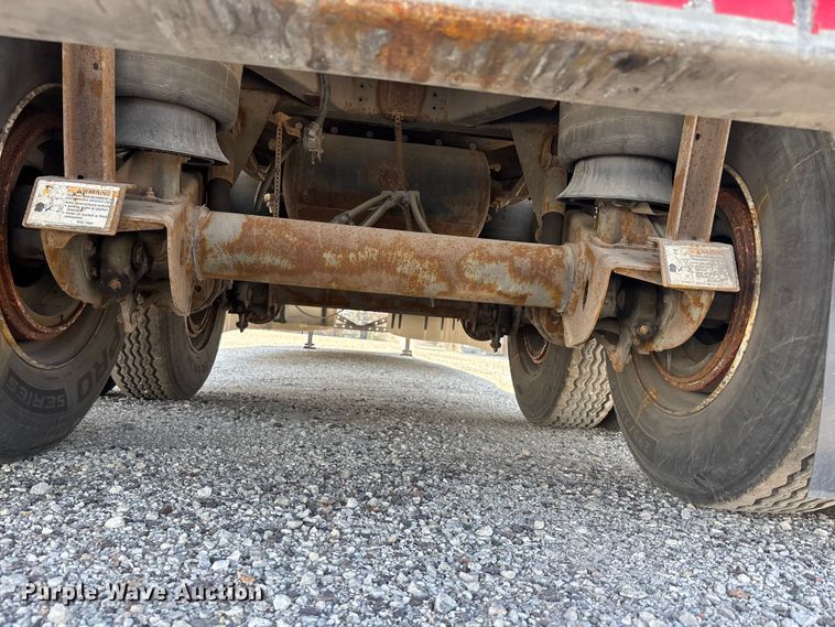 image for item EA4636 2013 Vanguard 1RBB5305 refrigerated van trailer