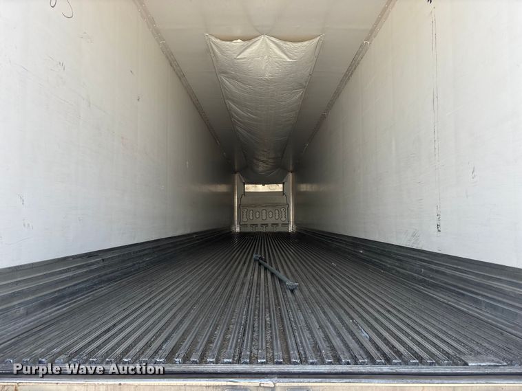 image for item EA4636 2013 Vanguard 1RBB5305 refrigerated van trailer