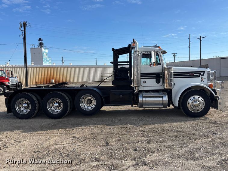 image for item EA4679 1992 Peterbilt 379 semi truck