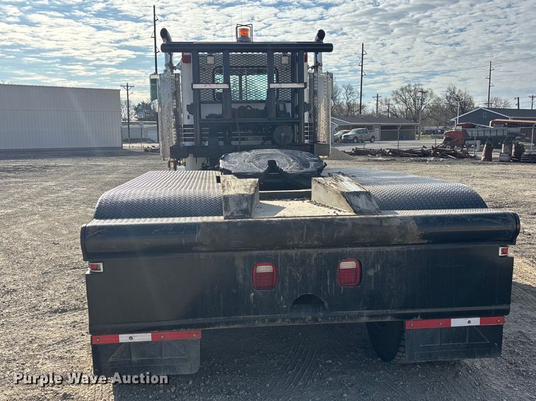 image for item EA4679 1992 Peterbilt 379 semi truck