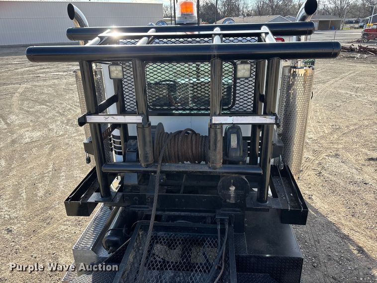 image for item EA4679 1992 Peterbilt 379 semi truck