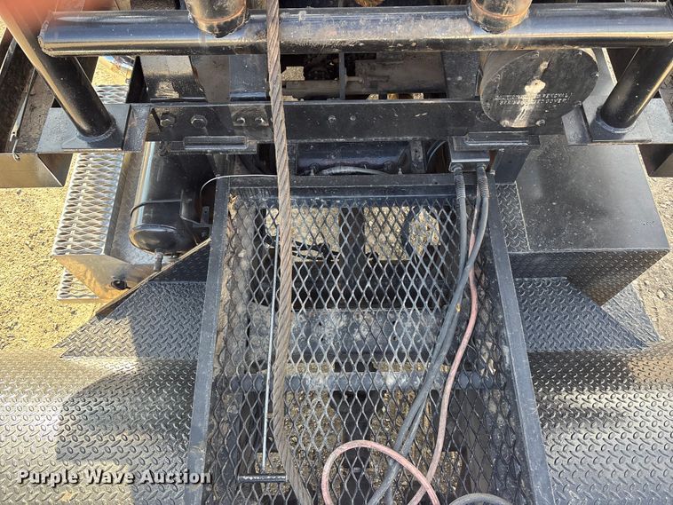 image for item EA4679 1992 Peterbilt 379 semi truck