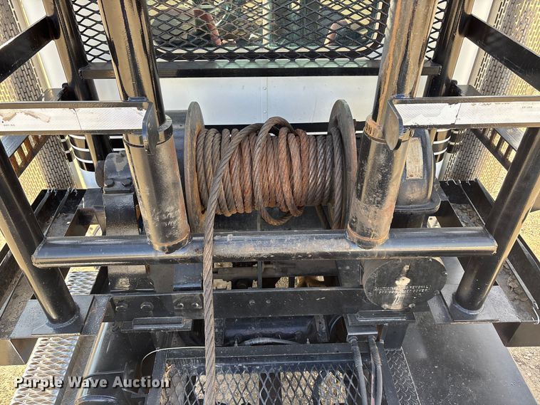 image for item EA4679 1992 Peterbilt 379 semi truck