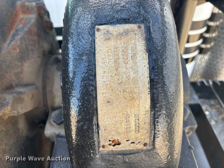 image for item EA4679 1992 Peterbilt 379 semi truck