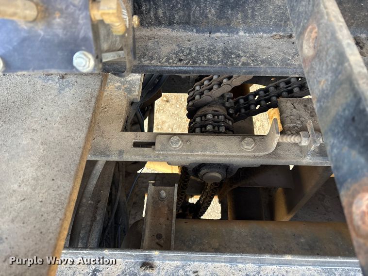 image for item EA4679 1992 Peterbilt 379 semi truck