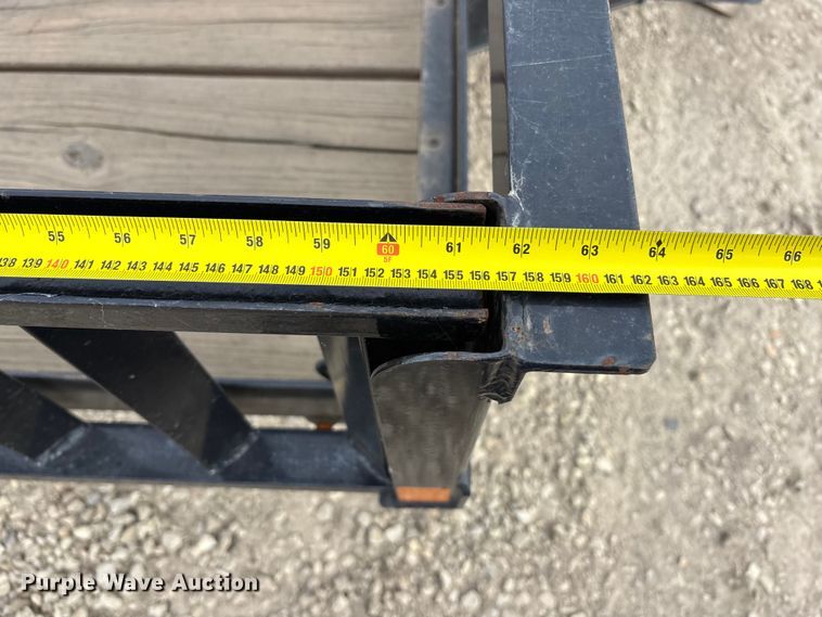 image for item EA4684 2018 H & H utility trailer