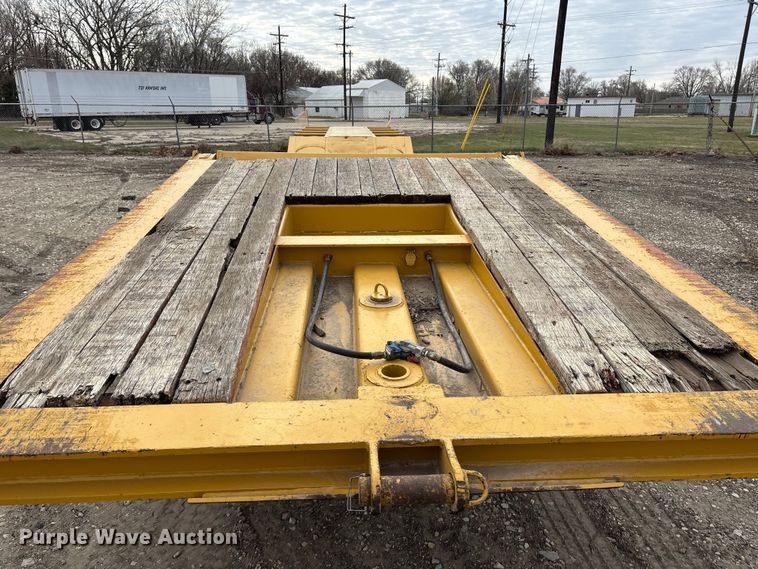 image for item EA4688 1989 Load King 504 DF lowboy equipment trailer