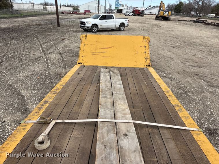 image for item EA4688 1989 Load King 504 DF lowboy equipment trailer