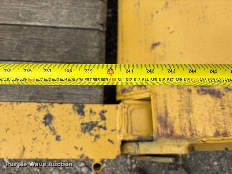 image for item EA4688 1989 Load King 504 DF lowboy equipment trailer