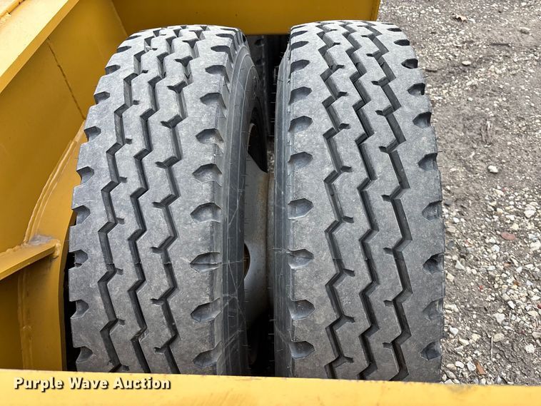 image for item EA4688 1989 Load King 504 DF lowboy equipment trailer