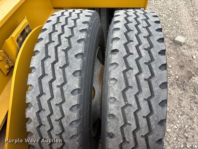 image for item EA4688 1989 Load King 504 DF lowboy equipment trailer