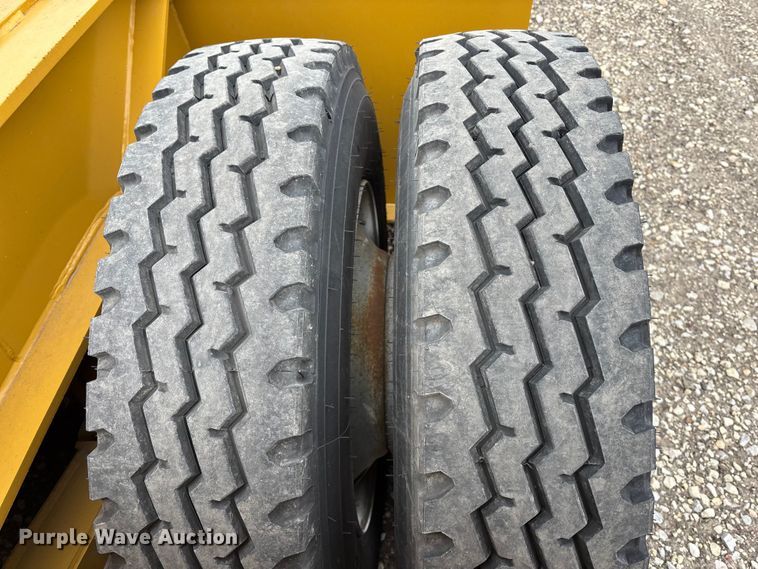 image for item EA4688 1989 Load King 504 DF lowboy equipment trailer