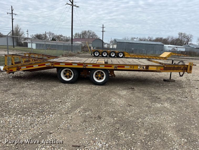 image for item EA4689 1975 RIVI TLA16T-2 equipment trailer