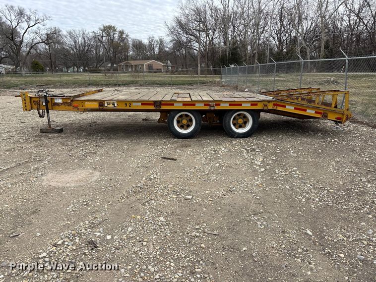image for item EA4689 1975 RIVI TLA16T-2 equipment trailer