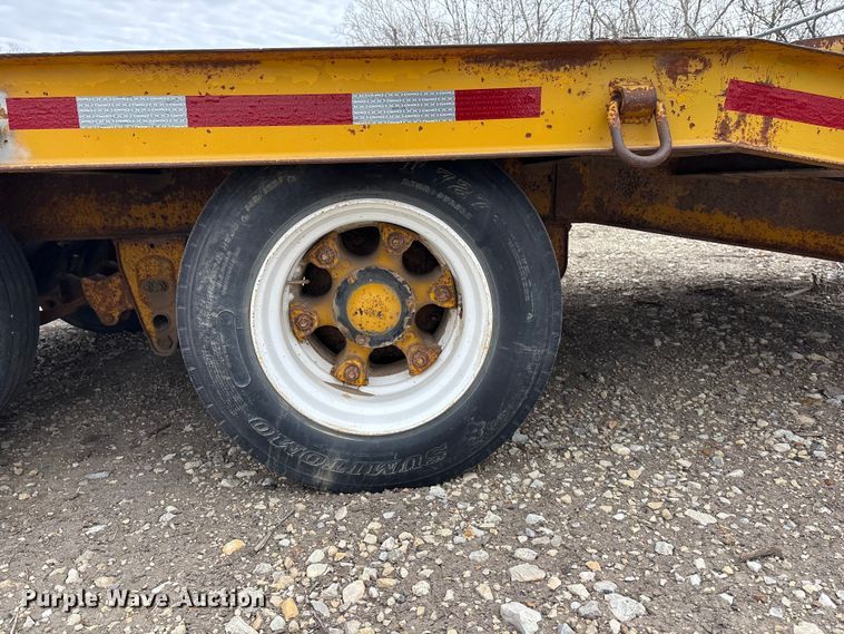 image for item EA4689 1975 RIVI TLA16T-2 equipment trailer