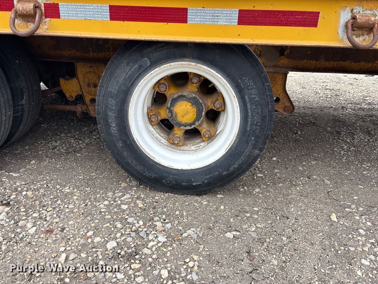 image for item EA4689 1975 RIVI TLA16T-2 equipment trailer