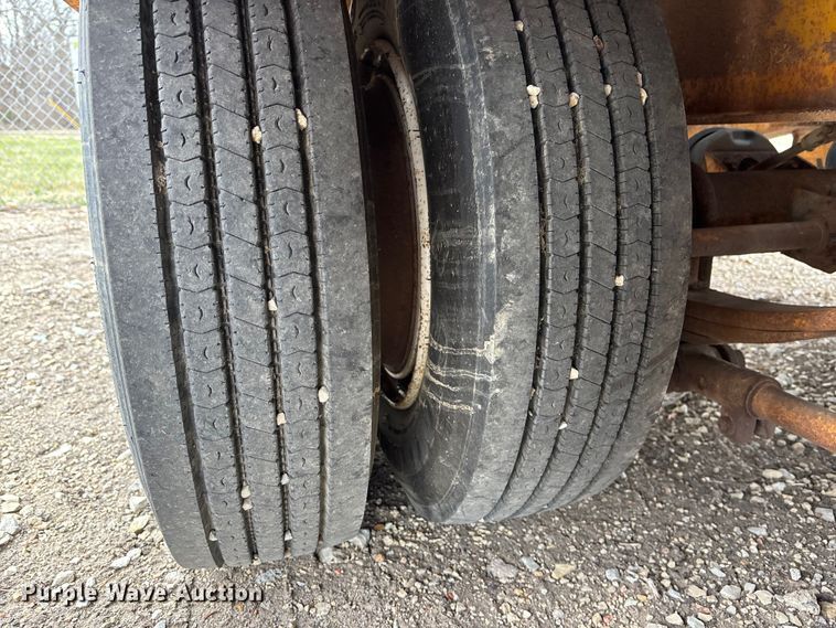 image for item EA4689 1975 RIVI TLA16T-2 equipment trailer