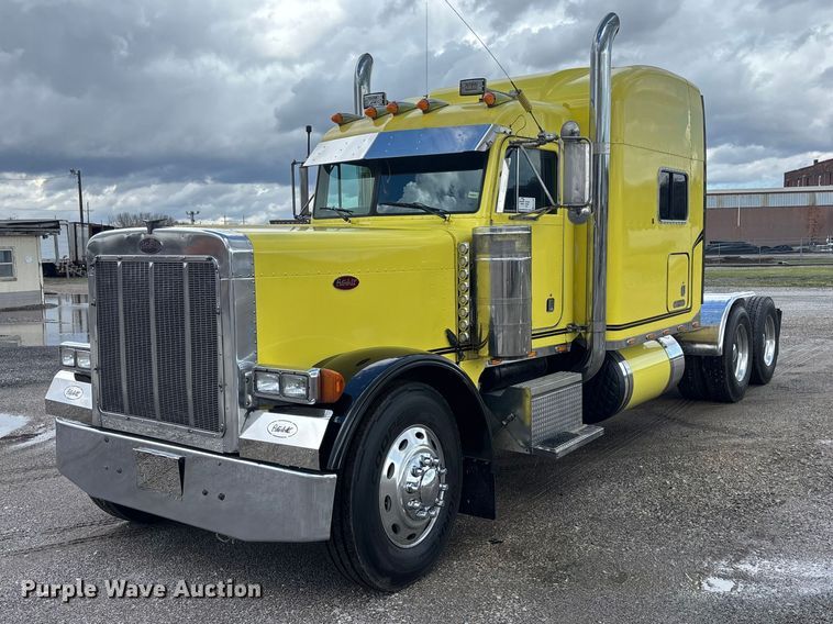 image for item EA4708 2003 Peterbilt 379 semi truck