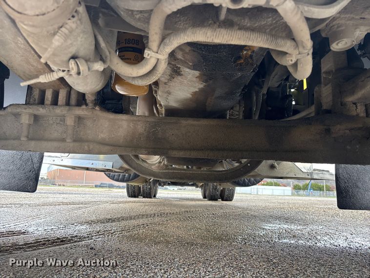 image for item EA4708 2003 Peterbilt 379 semi truck