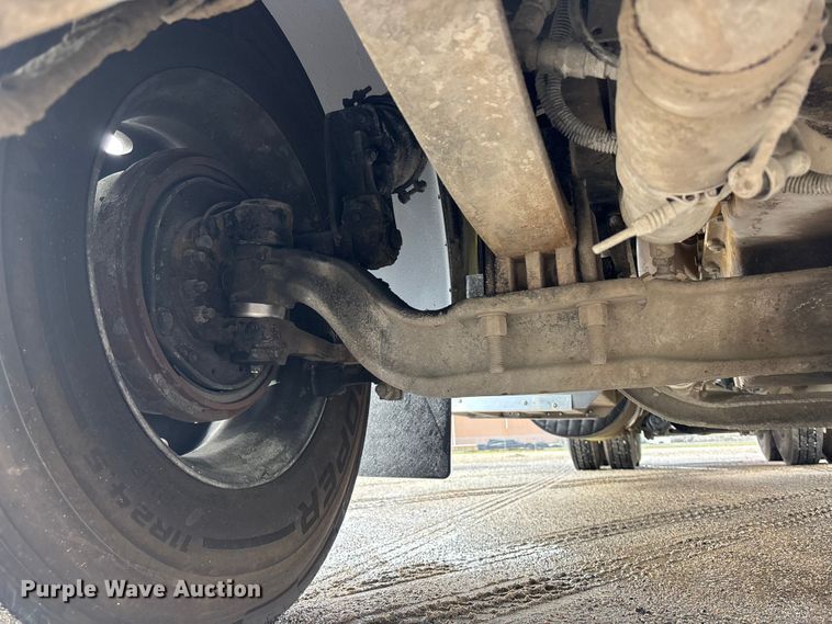 image for item EA4708 2003 Peterbilt 379 semi truck