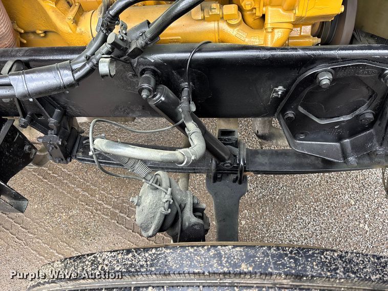 image for item EA4708 2003 Peterbilt 379 semi truck