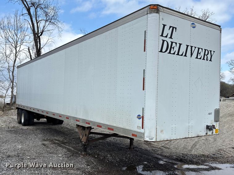 image for item EA4712 1995 Utility VS2D dry van trailer