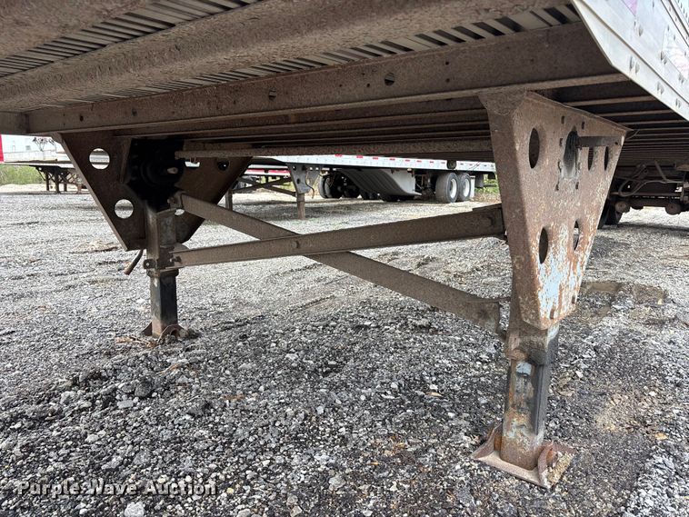 image for item EA4712 1995 Utility VS2D dry van trailer