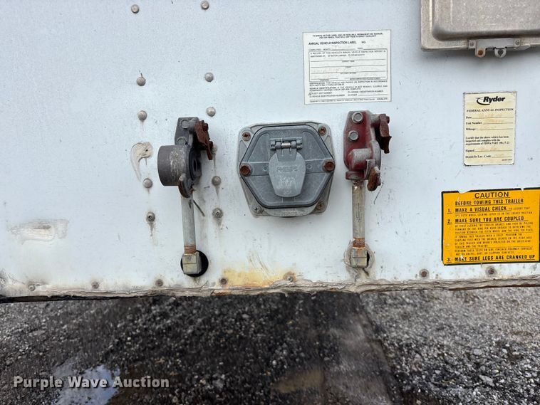 image for item EA4712 1995 Utility VS2D dry van trailer