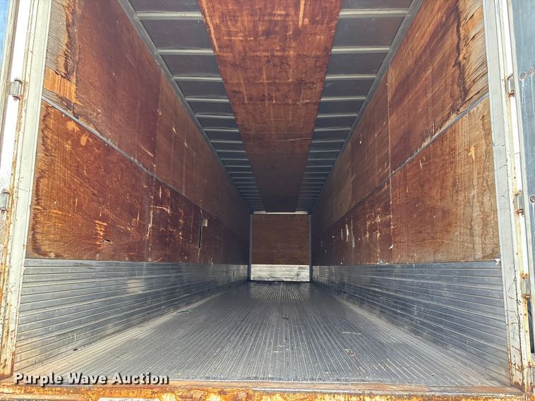 image for item EA4712 1995 Utility VS2D dry van trailer