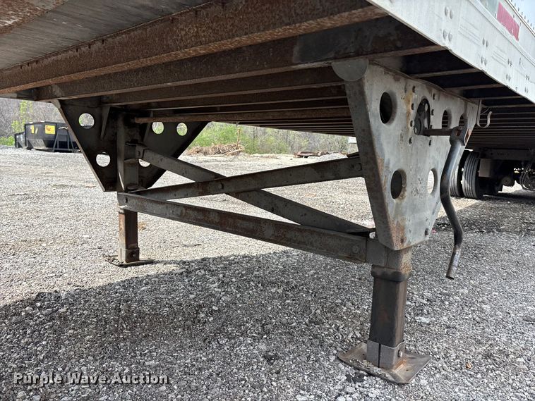 image for item EA4714 2007 Utility VS2DC dry van trailer