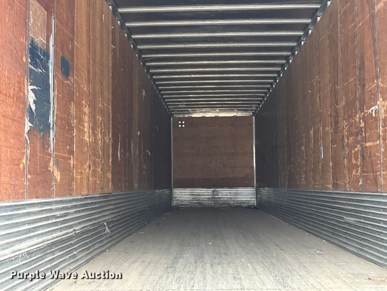 image for item EA4714 2007 Utility VS2DC dry van trailer