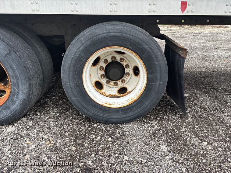 image for item EA4714 2007 Utility VS2DC dry van trailer