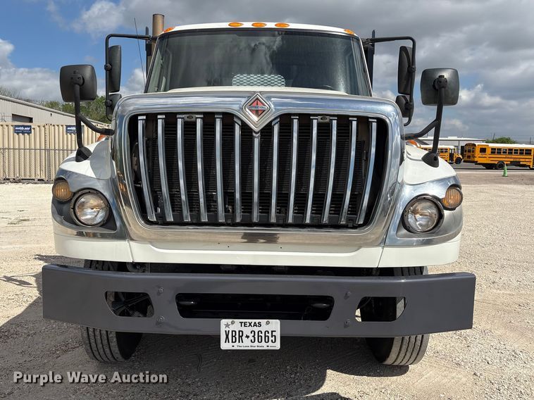 image for item EA7269 2015 International 7600 dump flatbed truck