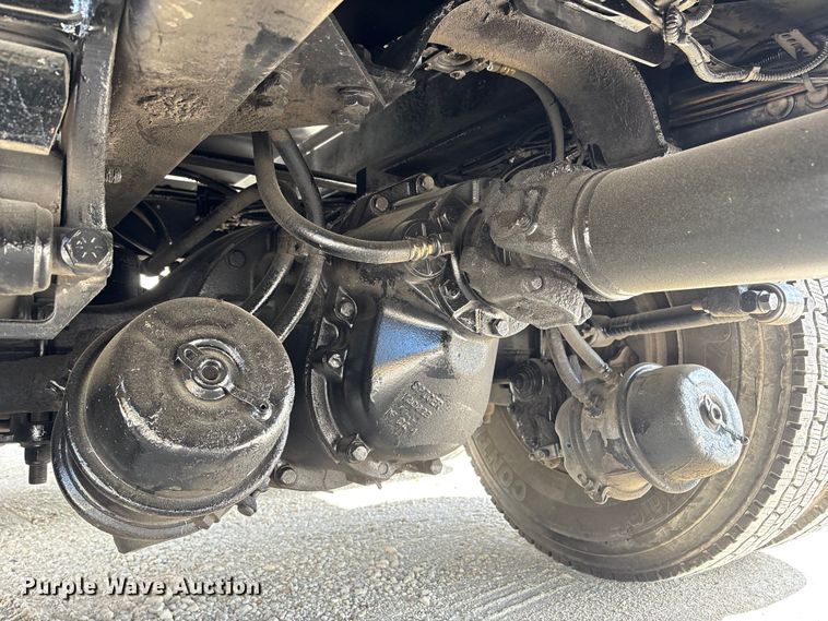 image for item EA7269 2015 International 7600 dump flatbed truck