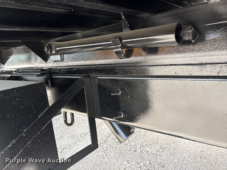 image for item EA7269 2015 International 7600 dump flatbed truck