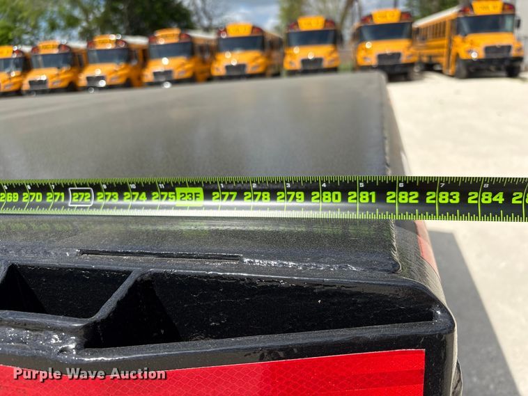 image for item EA7269 2015 International 7600 dump flatbed truck