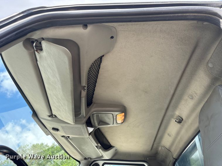 image for item EA7269 2015 International 7600 dump flatbed truck