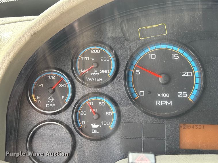 image for item EA7269 2015 International 7600 dump flatbed truck