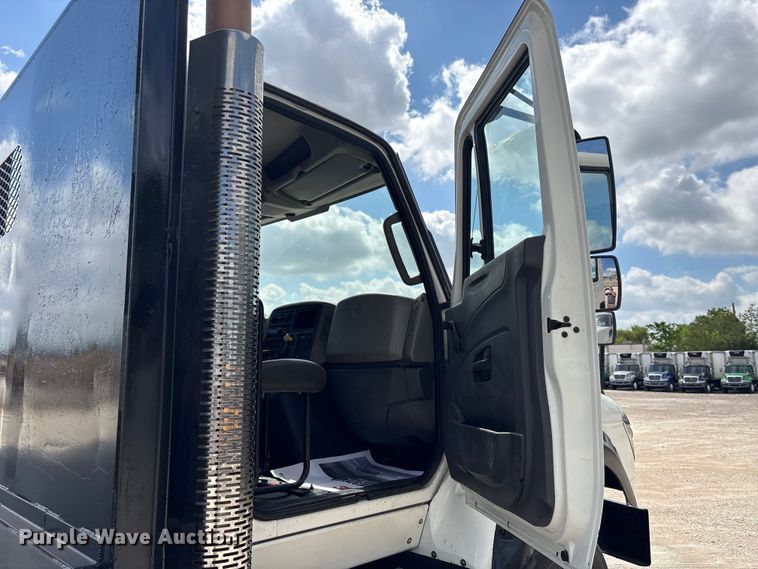 image for item EA7269 2015 International 7600 dump flatbed truck