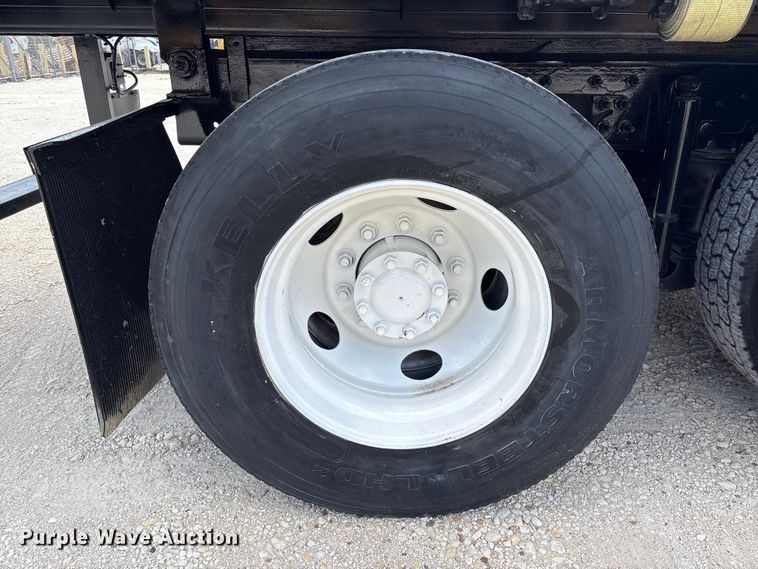 image for item EA7269 2015 International 7600 dump flatbed truck