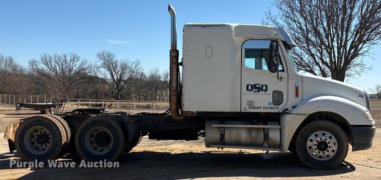 image for item EA7946 2008 Freightliner CL120 semi truck