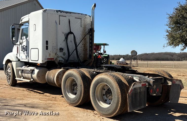 image for item EA7946 2008 Freightliner CL120 semi truck