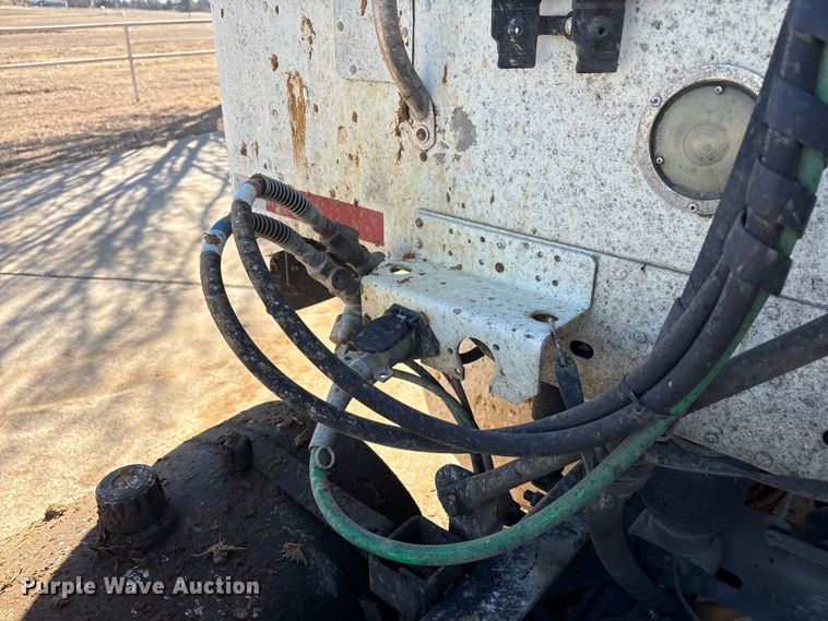 image for item EA7946 2008 Freightliner CL120 semi truck